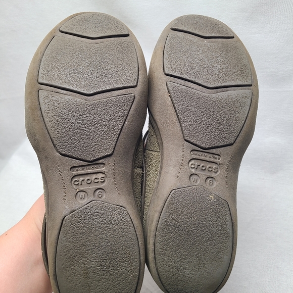 Crocs Celeste Mary Jane Brown Criss Cross Strap Slip on Shoes Womens Size 6 - Picture 4 of 6